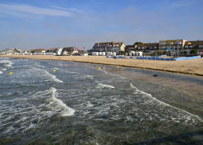 Appartement dos à la marina - Proche de la plage